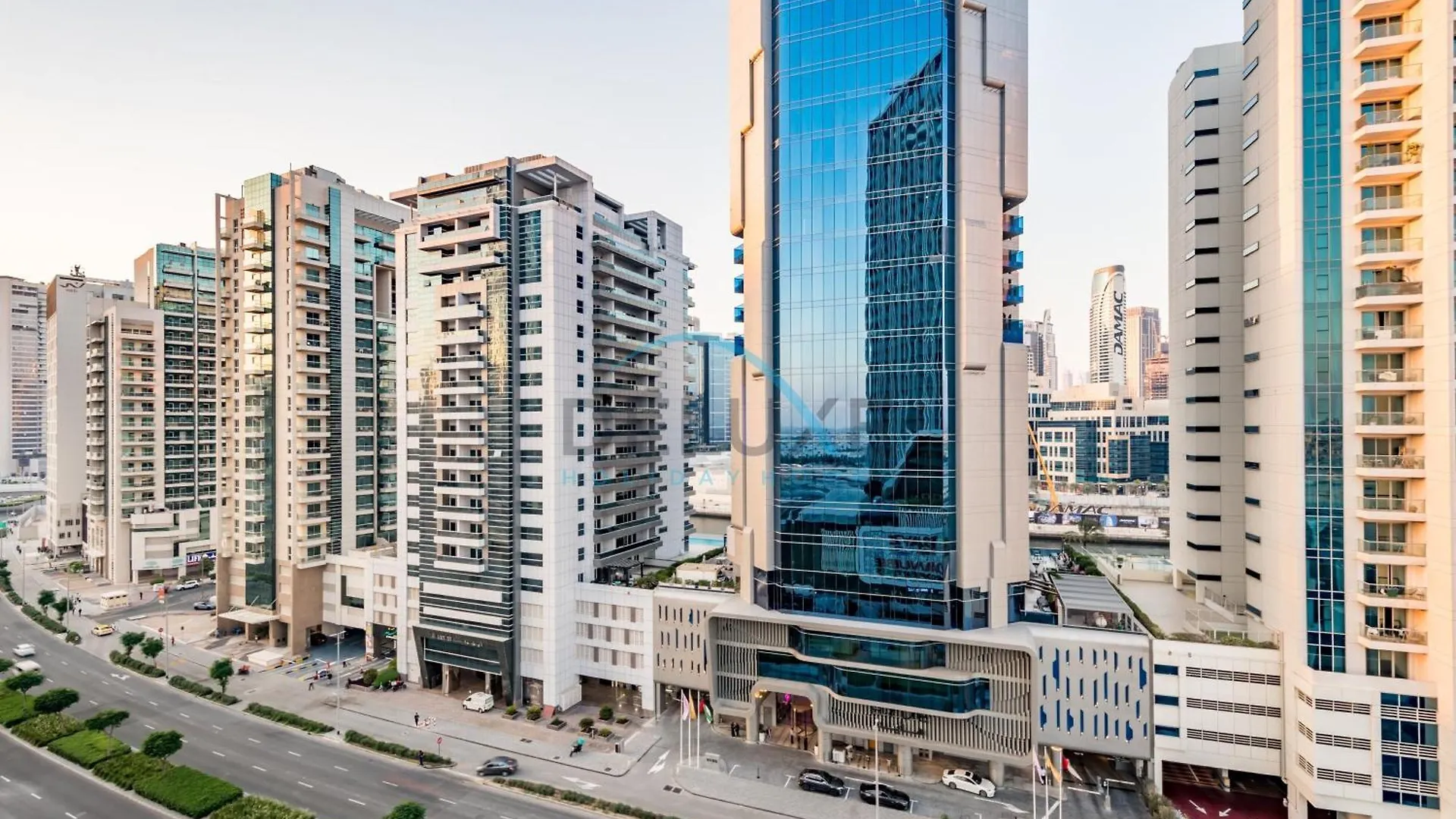 Weekly Deal 3Br With Overlooking Canal & City Views By Deluxe Holiday Homes Dubai United Arab Emirates